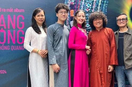 Ngô Hồng Quang tiếp tục thổi bừng sức sống mới cho âm nhạc dân tộc với 'Rạng Đông'