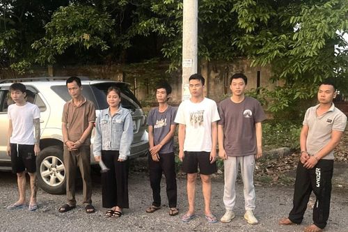 Bắt nhóm người Trung Quốc xuất cảnh trái phép từ Việt Nam sang Lào