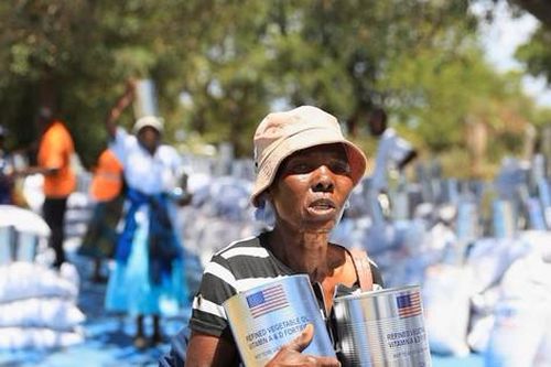 Hàng triệu người Zimbabwe thiếu ăn