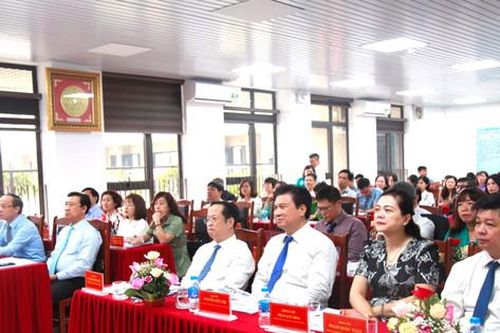 Học sinh học chương trình song bằng có nhiều ưu điểm vượt trội