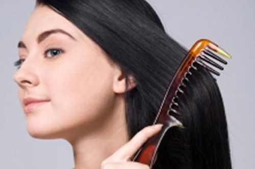 Phương pháp chải đầu giảm căng thẳng và mất ngủ