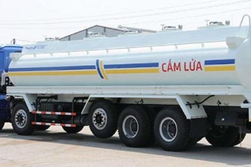 Vận chuyển hàng hóa nguy hiểm phải có biểu trưng nhận dạng