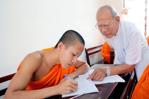 Vĩnh biệt Nhà giáo Nhân dân đầu tiên của đồng bào Khmer Nam Bộ