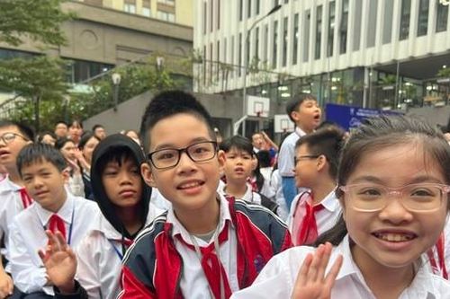 Hà Nội đề xuất tiếp tục đào tạo chương trình quốc tế ở trường công lập