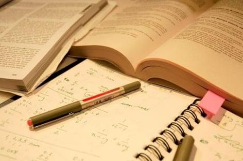 Sống thọ nhờ miệt mài đi học