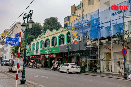 Cải tạo mặt tiền tuyến phố trung tâm bậc nhất của Hà Nội