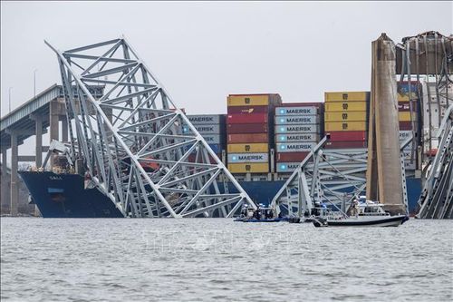 Vụ sập cầu ở Mỹ: Mở một tuyến kênh mới dẫn đến cảng Baltimore