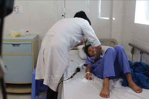 Bộ Y tế vào cuộc vụ một học sinh tử vong, nhiều em nhập viện do nghi ngờ ngộ độc ở Khánh Hòa