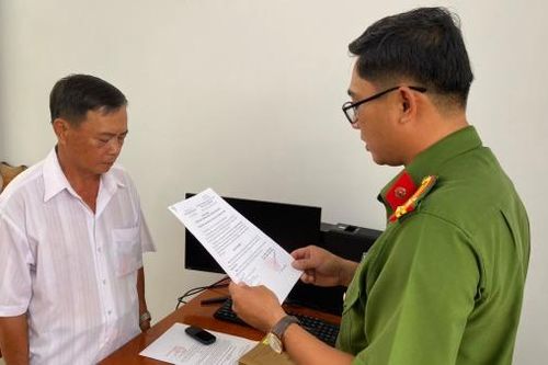 Bạc Liêu: Khởi tố cựu Chủ tịch xã và kế toán vì tham ô tài sản