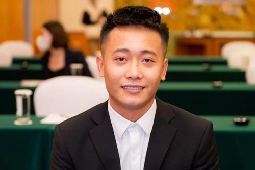 Kênh YouTube của Quang Linh Vlogs 'bay màu' vì dùng phần mềm không bản quyền