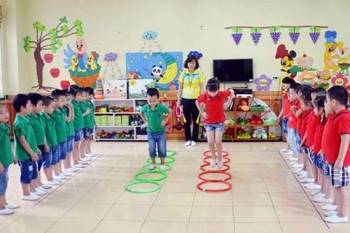 Giáo dục Mầm non : Thiếu cả giáo viên và lớp học trên toàn quốc