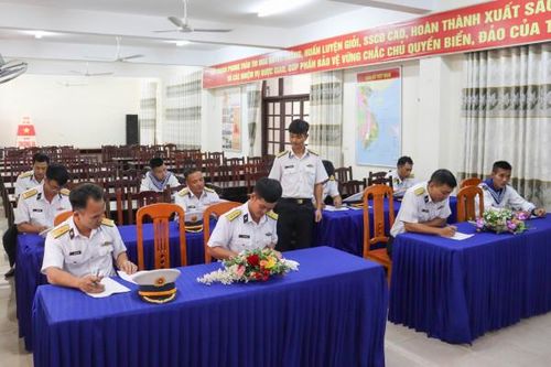 Lữ đoàn 955 làm tốt công tác huấn luyện