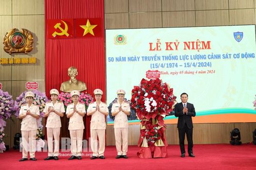 Lễ kỷ niệm 50 năm ngày truyền thống lực lượng Cảnh sát Cơ động