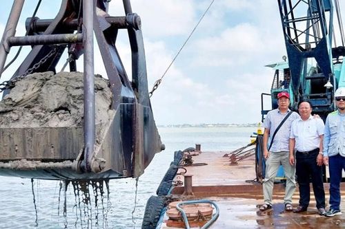 Bài 2: Lượng cát sông không thể đáp ứng cho công trình