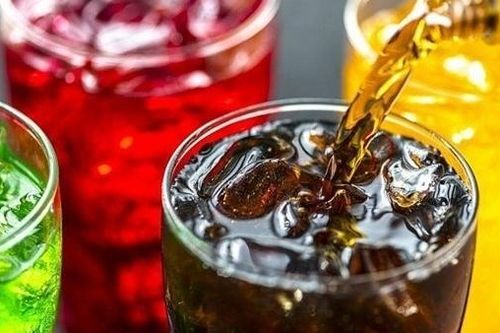 Bệnh tật gia tăng từ tiêu thụ đồ uống có đường quá mức cho phép