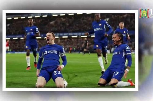 Chelsea ngược dòng kịch tính trước MU