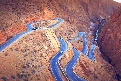 Cung đường đèo dài 160 km nguy hiểm nhất thế giới