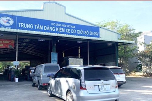 Thủ đoạn nhận tiền hối lộ của đăng kiểm viên Trung tâm 50-05V