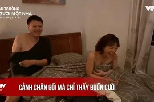 Thanh Hương, Tuấn Tú và đoàn phim cười không ngớt ở hậu trường cảnh nóng