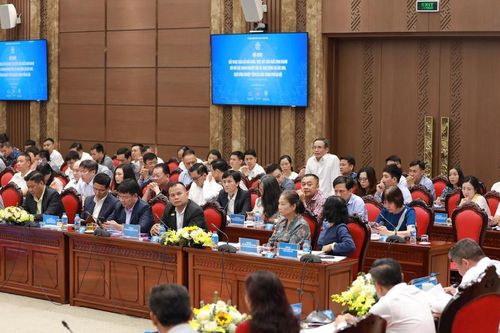 Đối thoại để tìm cách gỡ khó cho doanh nghiệp
