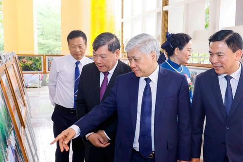 Ấn tượng đoàn xe thồ, xe trâu tiếp lương của Thanh Hóa ra tiền tuyến Điện Biên Phủ