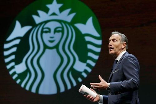 Tuổi thơ tủi hổ của cựu chủ tịch Starbucks