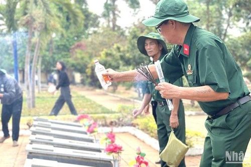 Trang nghiêm lễ cầu siêu anh linh liệt sĩ hy sinh trên chiến trường Campuchia
