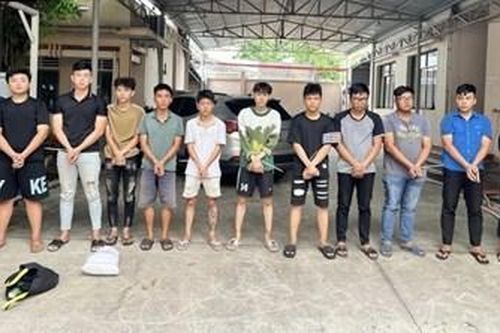 Tạm giữ 12 đối tượng truy đuổi đánh nhau khiến hai người tử vong
