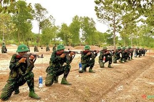'Hoa điểm giỏi' hướng về Điện Biên