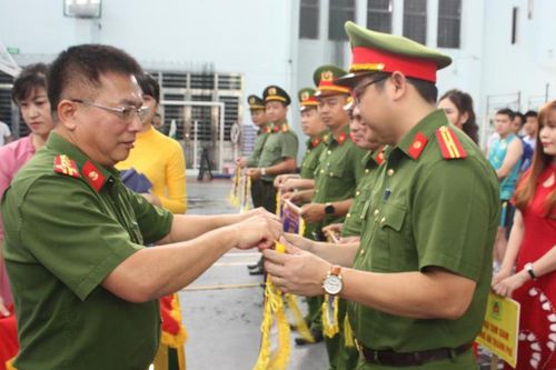 150 VĐV tham dự giải bóng chuyền nam Công an TP Đà Nẵng năm 2024