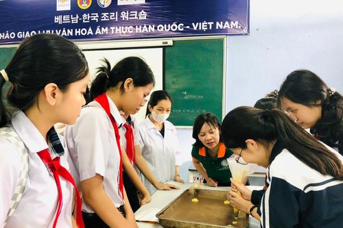 Phân luồng giáo dục gắn với việc làm bền vững