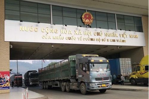 Sôi động kinh tế biên mậu