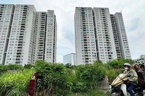 Thị trường bất động sản Hà Nội có dấu hiệu 'vào sóng', nhà đầu tư cần tỉnh táo