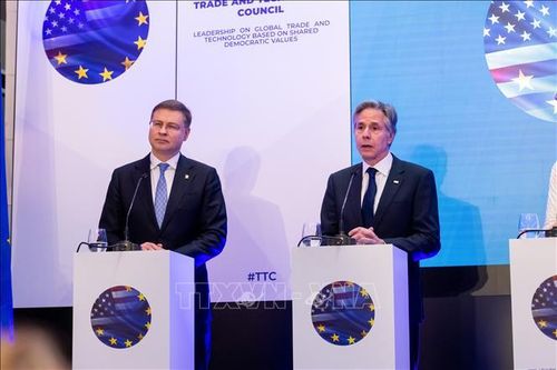 EU và Mỹ nỗ lực tìm kiếm nguồn cung nguyên liệu thô quan trọng