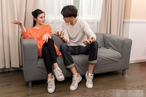 Giữa những người yêu nhau có 5 hiện tượng 'lạ', thà chia tay càng sớm càng tốt!