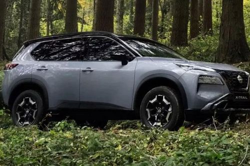 Đối thủ của Mazda CX-5 có thêm phiên bản đặc biệt: Ngoại thất đậm chất off-road, nội thất chống thấm nước