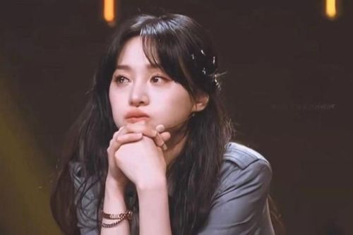Xôn xao hình ảnh một nữ diễn viên vừa vỡ nợ 300 tỷ chuẩn bị tái xuất màn ảnh