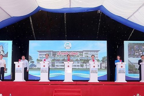 Thủ tướng Chính phủ Phạm Minh Chính dự lễ khởi công Bệnh viện quốc tế Trung ương Huế 2