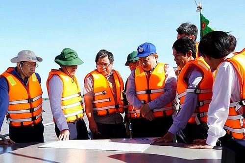 Bài 3: Giải pháp nào trước nguy cơ 'đói' cát