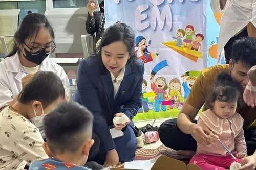 Hữu ích từ Câu lạc bộ dành cho bệnh nhân và người nhà người bệnh tại Bệnh viện Bạch Mai