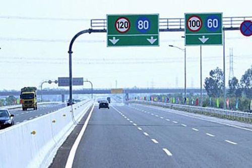 Quy định mới nhất về tốc độ tối đa phương tiện cơ giới chạy trên đường cao tốc, người dân cần biết để tránh bị phạt
