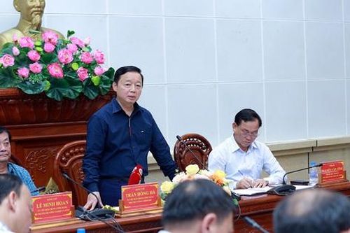 Phó Thủ tướng Trần Hồng Hà chỉ đạo chống hạn, mặn ở ĐBSCL