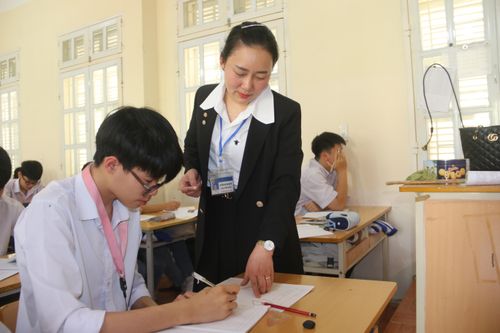 Cô giáo vùng cao tâm huyết với nghề nhận danh hiệu Nhà giáo ưu tú