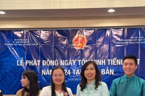 Thứ trưởng Lê Thị Thu Hằng dự Lễ phát động Ngày tôn vinh tiếng Việt năm 2024