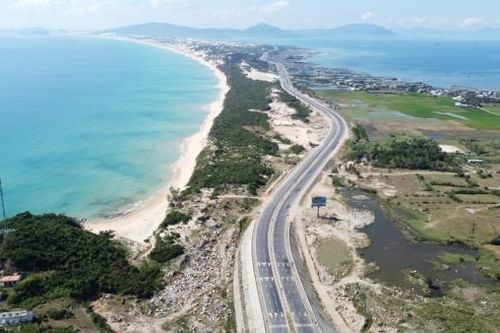 Tin bất động sản tuần qua: Khánh Hòa thống nhất chủ trương đầu tư 2 dự án khu đô thị tại Vân Phong