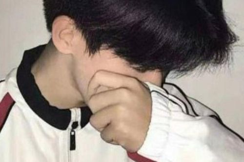 Chàng trai mắc chứng ảo tưởng tất cả nữ sinh trong trường đều thích mình