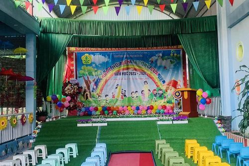 Bé trai 1 tuổi chấn thương não sau khi thức dậy ở trường mầm non