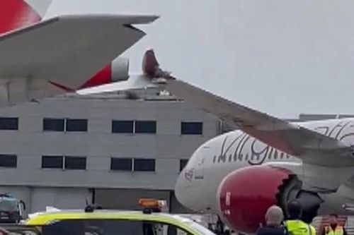Anh: Hai máy bay chở khách va chạm tại sân bay Heathrow ở London