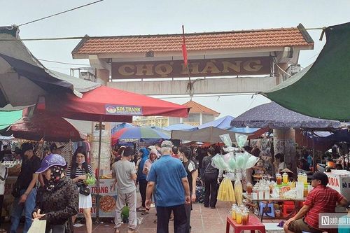 Hải Phòng: Độc đáo chợ phiên mua may, bán rủi giữa lòng đô thị
