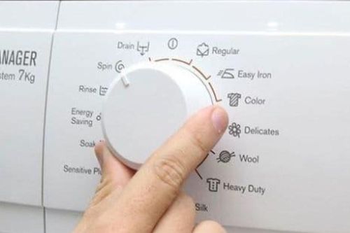 Máy giặt ấn nút này vừa giúp tiết kiệm nước, lại giặt lại sạch nhưng nhiều người chưa biết